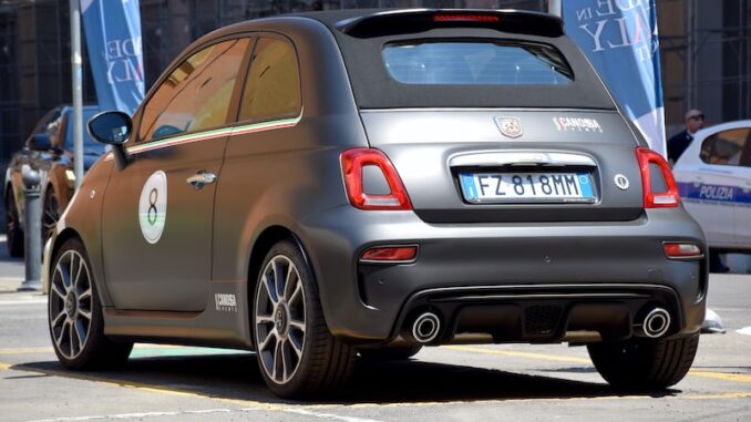 uploaded-image-satis-noktasi-ve-hedef-kitle-analizi-1697804654815
